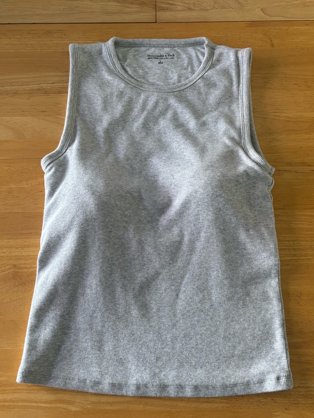 Abercrombie & Fitch Bra-Free Rib High Neck Tank Size L Light Grey